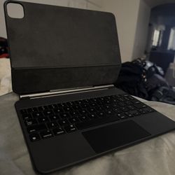 Apple Magic Keyboard: iPad Keyboard case for iPad Pro 11-inch