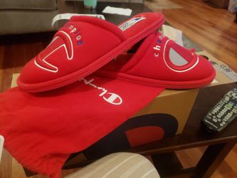 Champions Women's Size 9 New Sleepers 