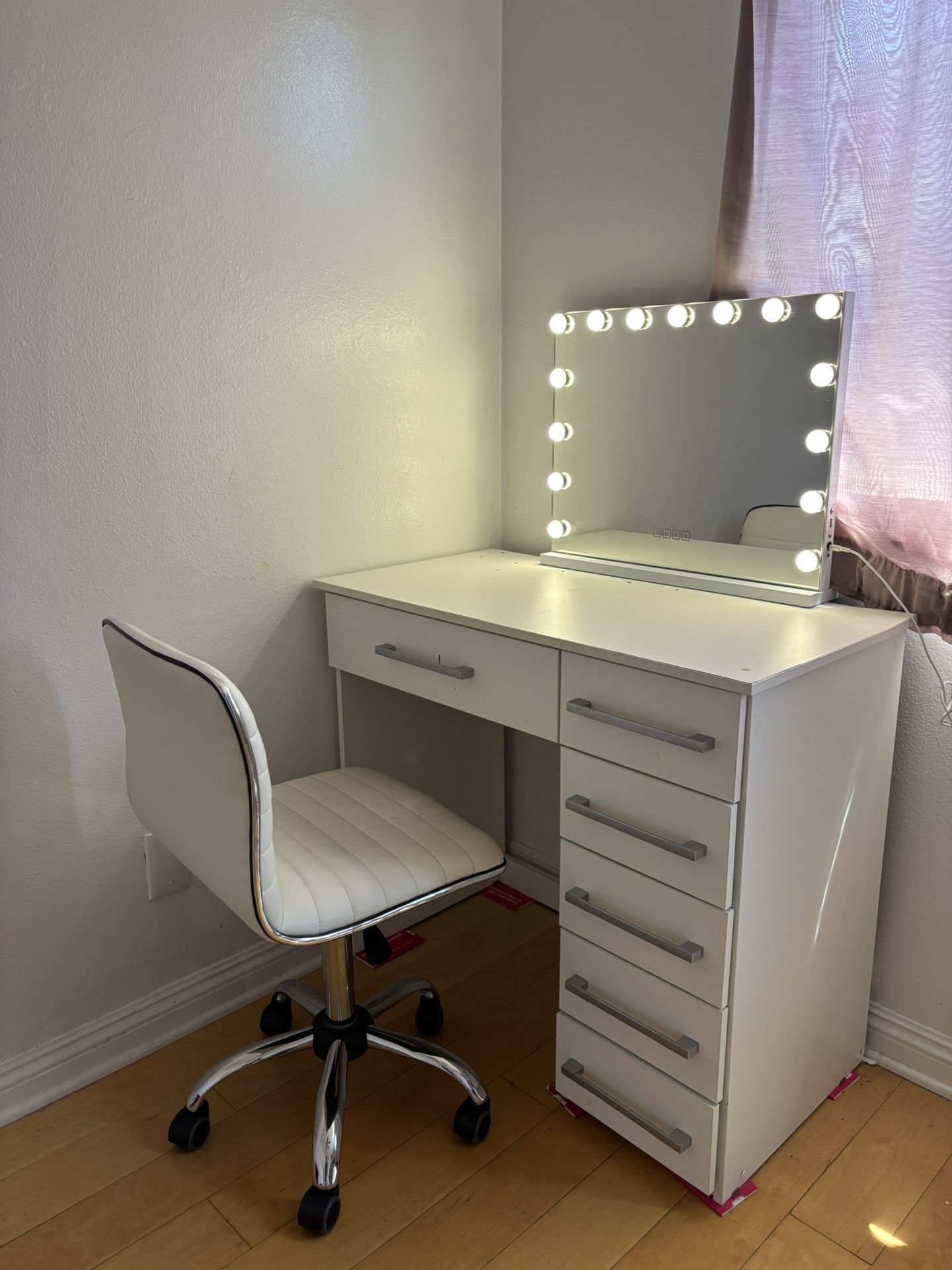 Vanity Desk, Chair, & Mirror