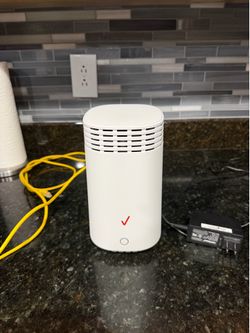 MOVING SALE - Fios Router