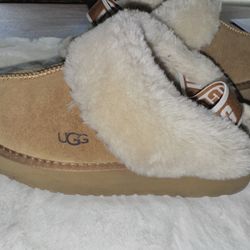 UGGs Slippers 