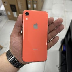iPhone XR 64GB Unlocked $219 Cash Or Card!!