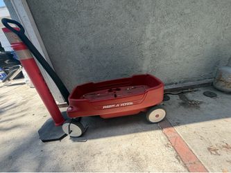 Radio flyer wagon