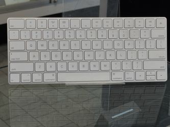 Apple Magic Keyboard
