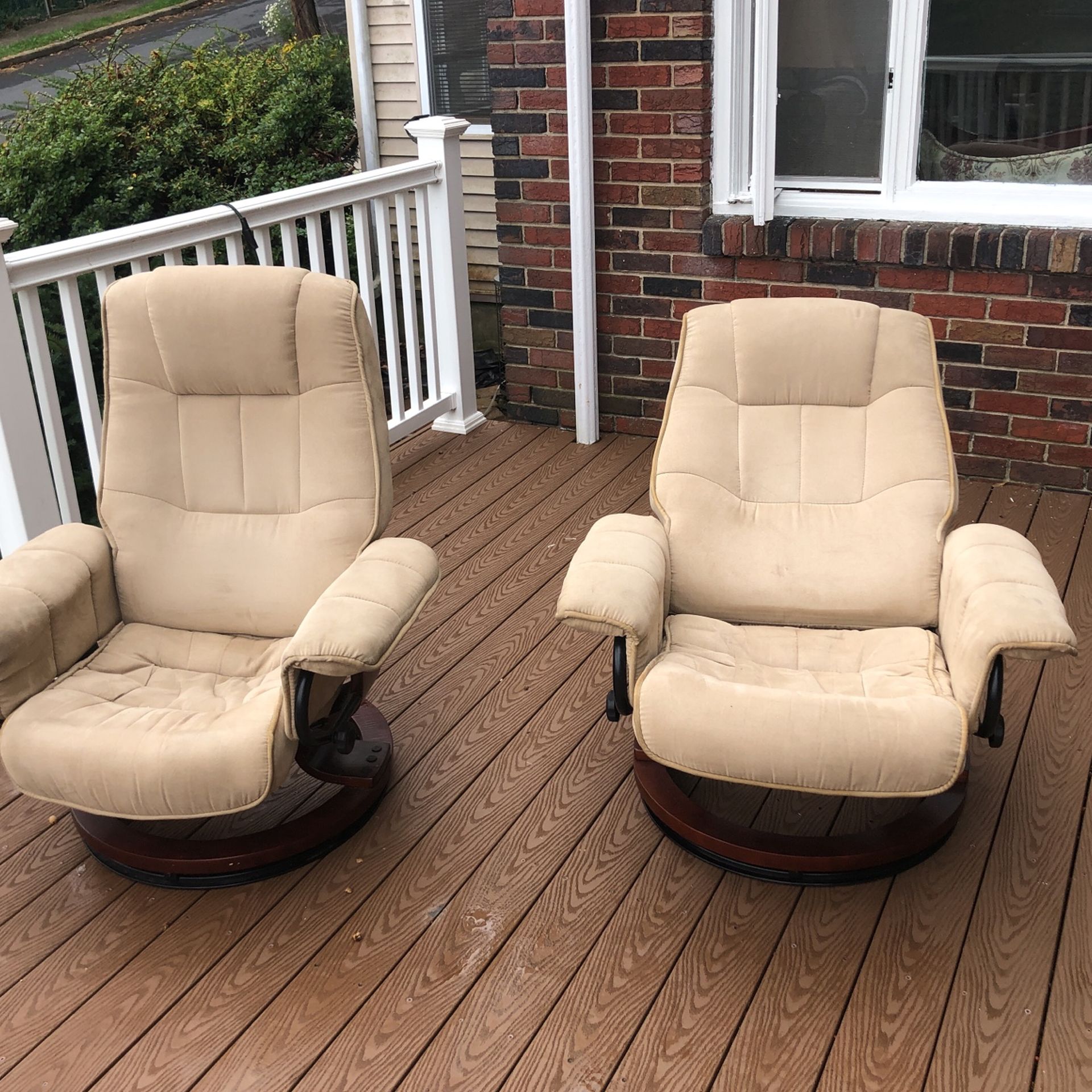 2 Swivel Recliner Chairs