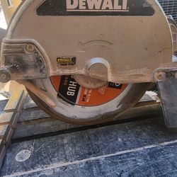 Wet Saw /  Cortadora De Tile 