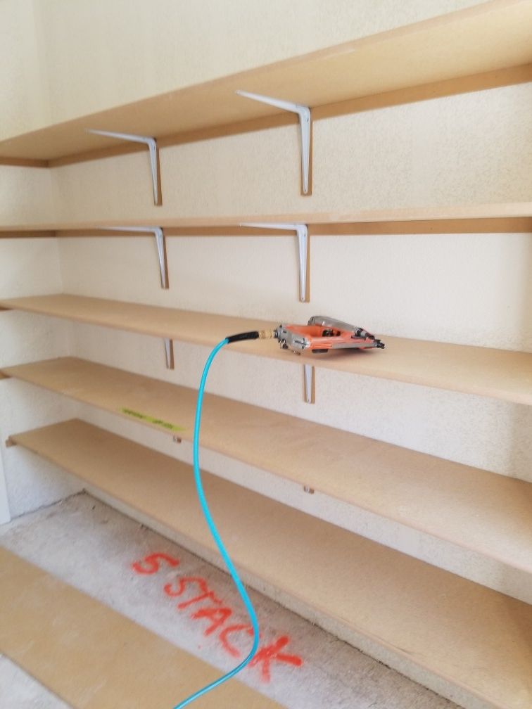 Interior trim/ carpinteria interior