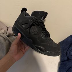 Black Cat 4’s