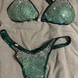 Women’s Physique/figure Competition Bikini 