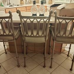 Some clothes Nightstands Lamps, A Bench Barstool