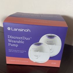 Lansinoh Discreet Duo Wearable Breast Pump, Hands Free Breast Pump