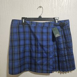 Wild Fable Plaid Pleated Mini Skirt New With Tags
Size Juniors XXL, From Target