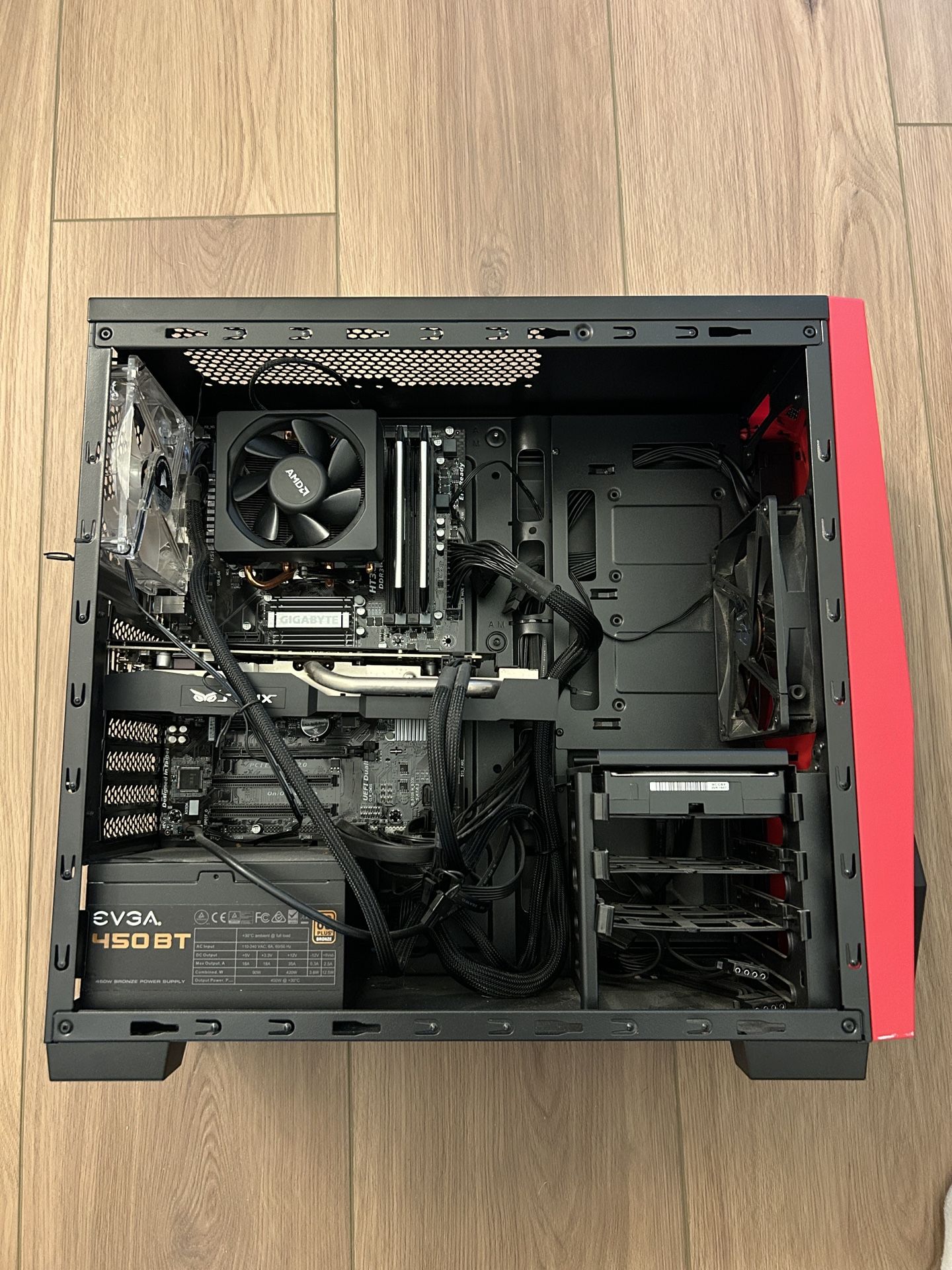 Gaming PC with Keyboard & Mouse