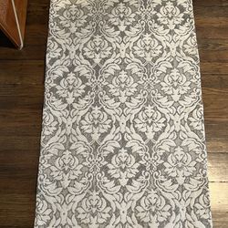 Neutral Damask Accent Rug – 45.5” x 26”