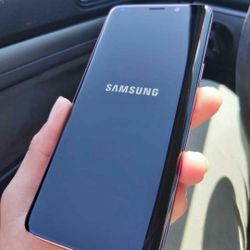 Samsung Galaxy S9, Factory Unlocked,  Excellent Condition.  Like New 