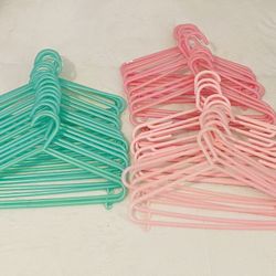 baby/ toddler clothes hangers