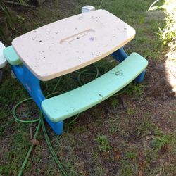 Little Tikes Picnic Table