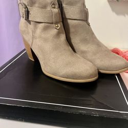 Qupid Suede Ankle Boots