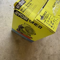 Ryobi 7 1/2” Misting Top Bucket Fan 18v