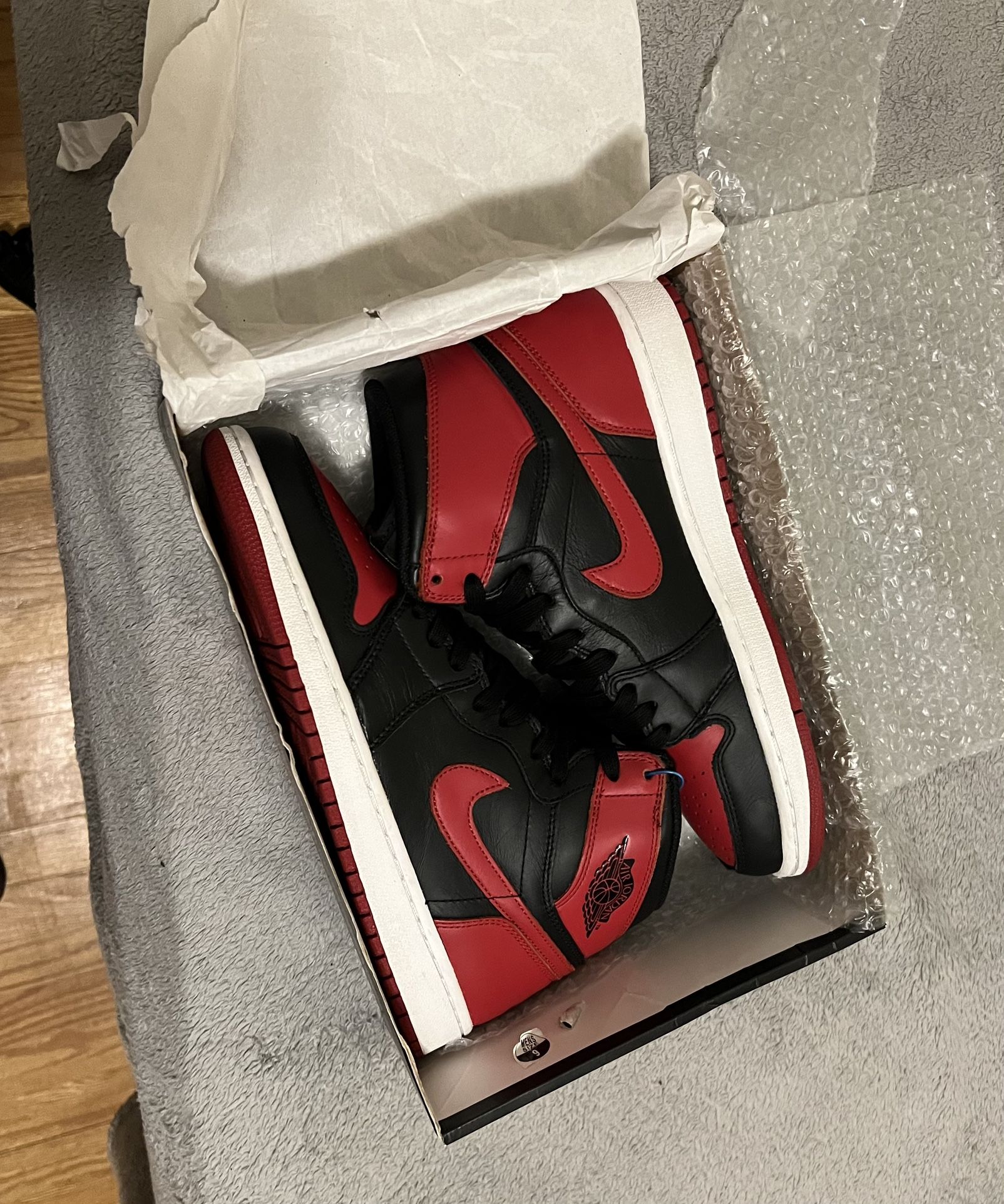 2013 Air Jordan 1 Retro High Og Bred 
