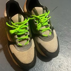 Dior B22s Olive Green