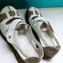 Rieker Sandals. Size 36. US 5.5/6 Soft leather exterior. for Sale Saginaw, MI -