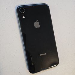 Apple IPhone XR 64 GB UNLOCKED COLOR BLACK WORK VERY WELL PERFECT CONDITION 