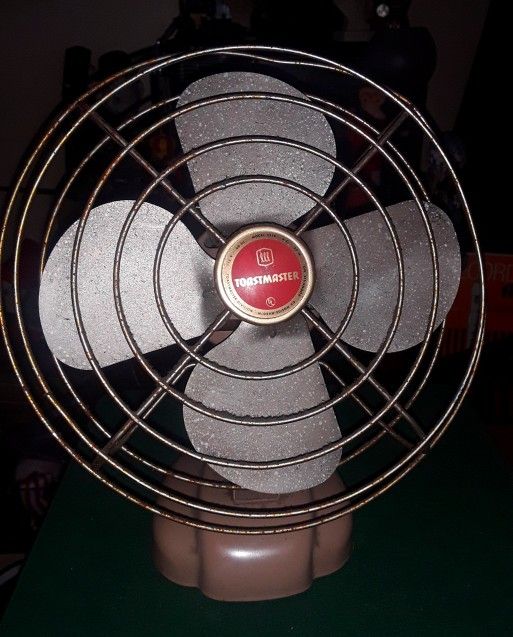 Vintage metal Toastmaster blade fan Model 5310(Working!)