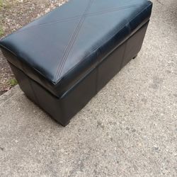 Leather Storage Trunk/Bench 