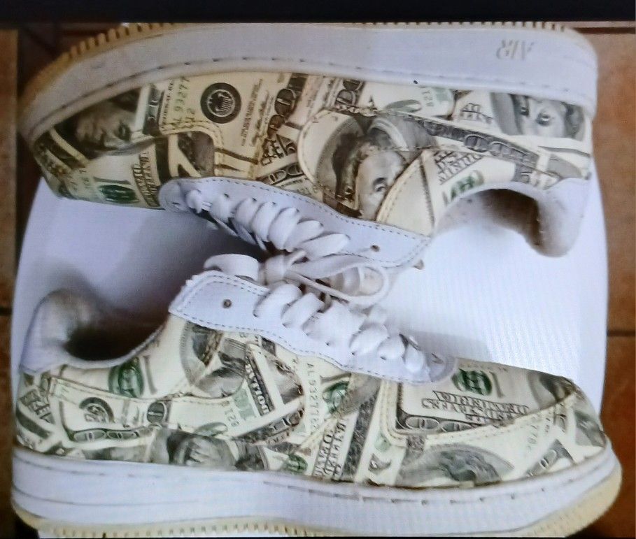 Nike