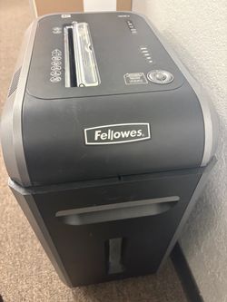 Paper shredder