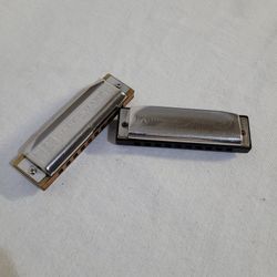 2 Hohner Harmonicas 