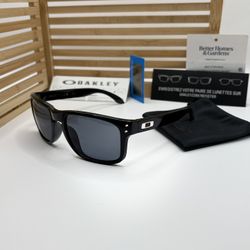 Oakley Holbrook Sunglasses 