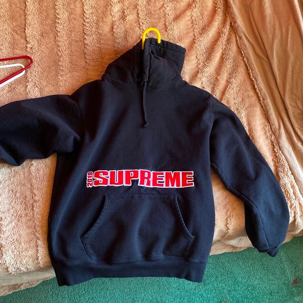 supreme black ark hoodie