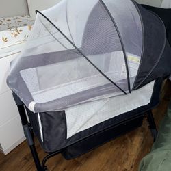 Bassinet 