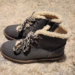 Women's Hiking Boots