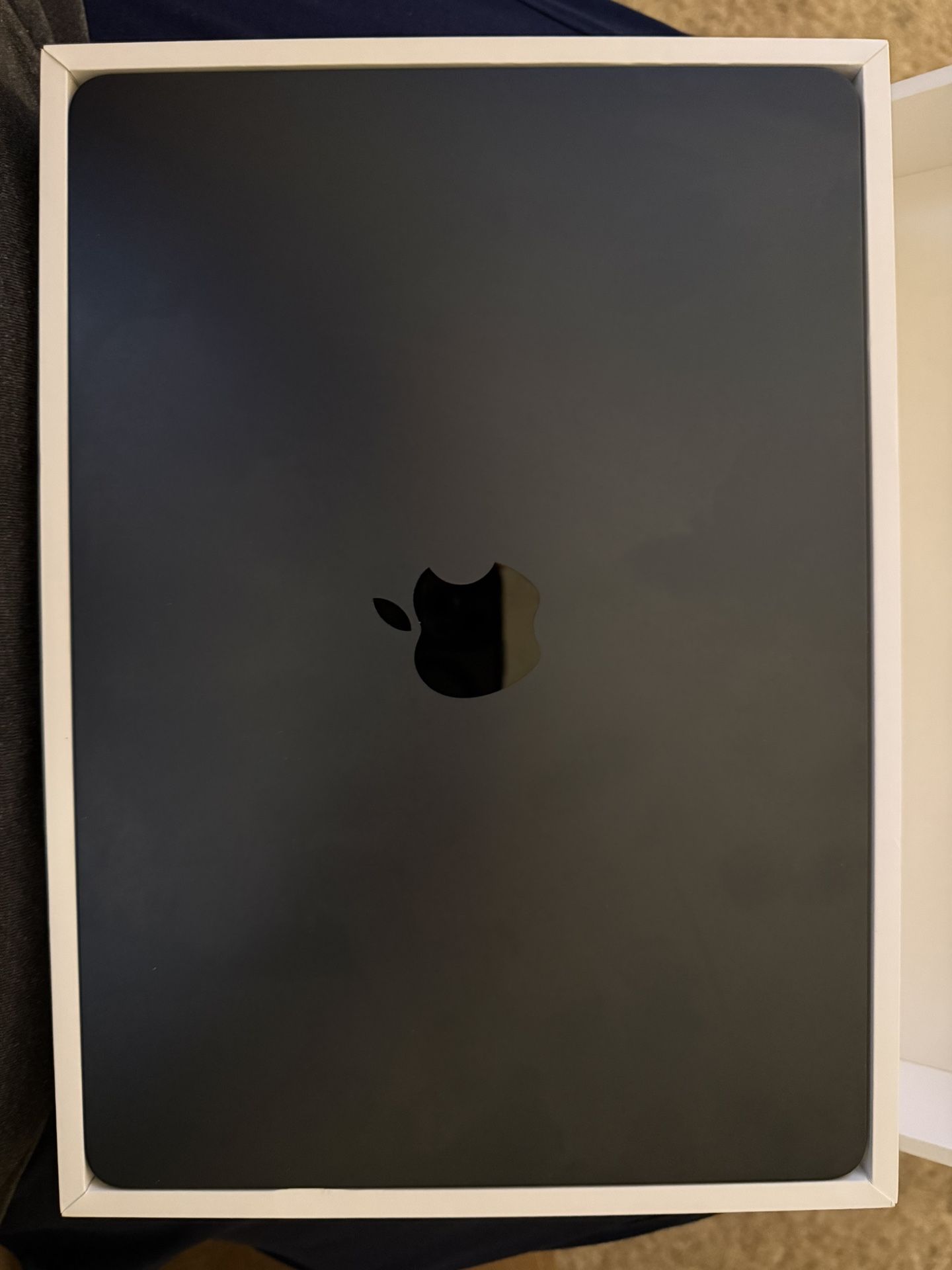 2025 Mac Book Air 13.4inch