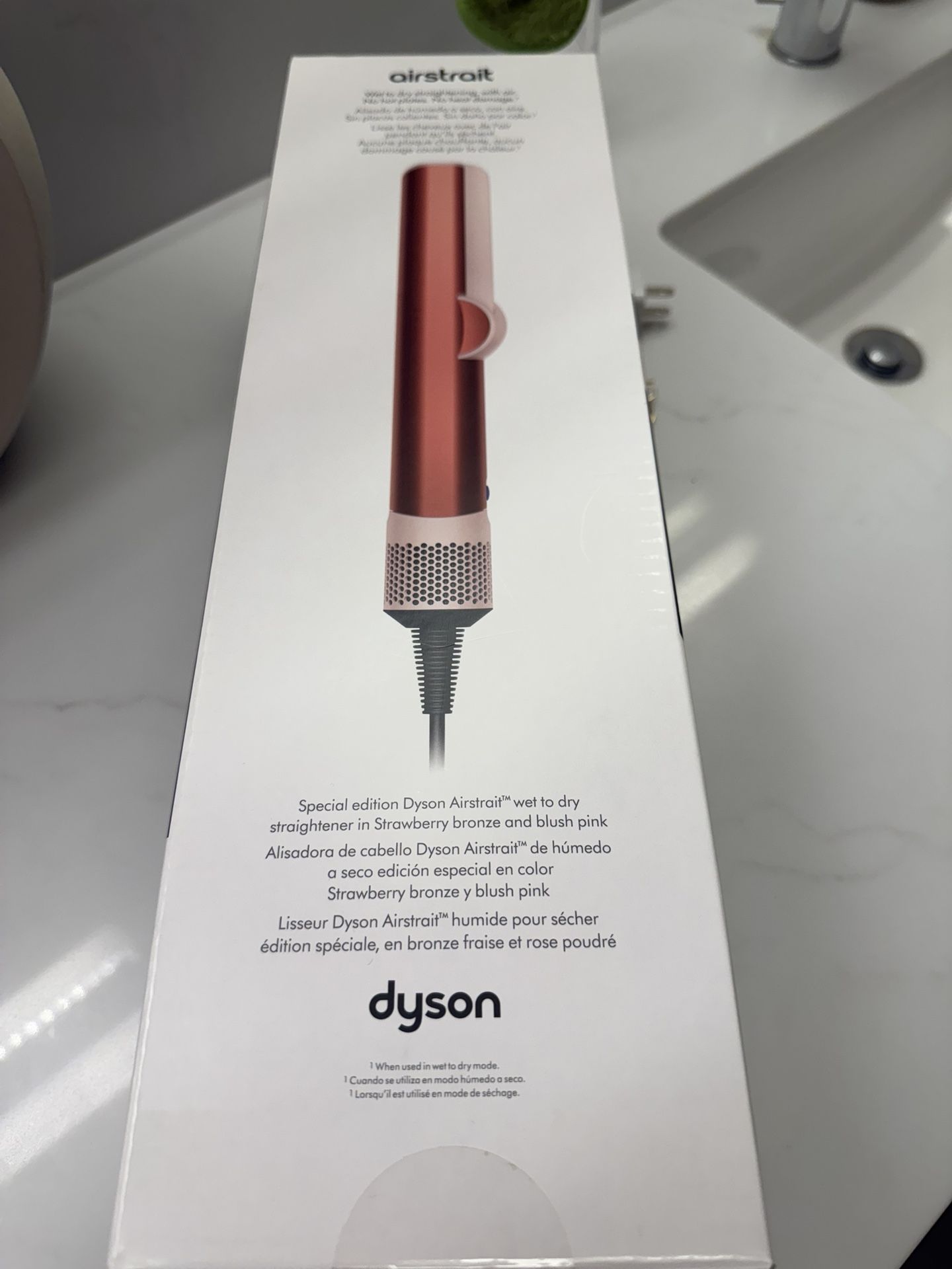 Dyson Airstraight in Box