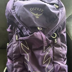 Hiking Backpack “Osprey 34” Like New W/L
