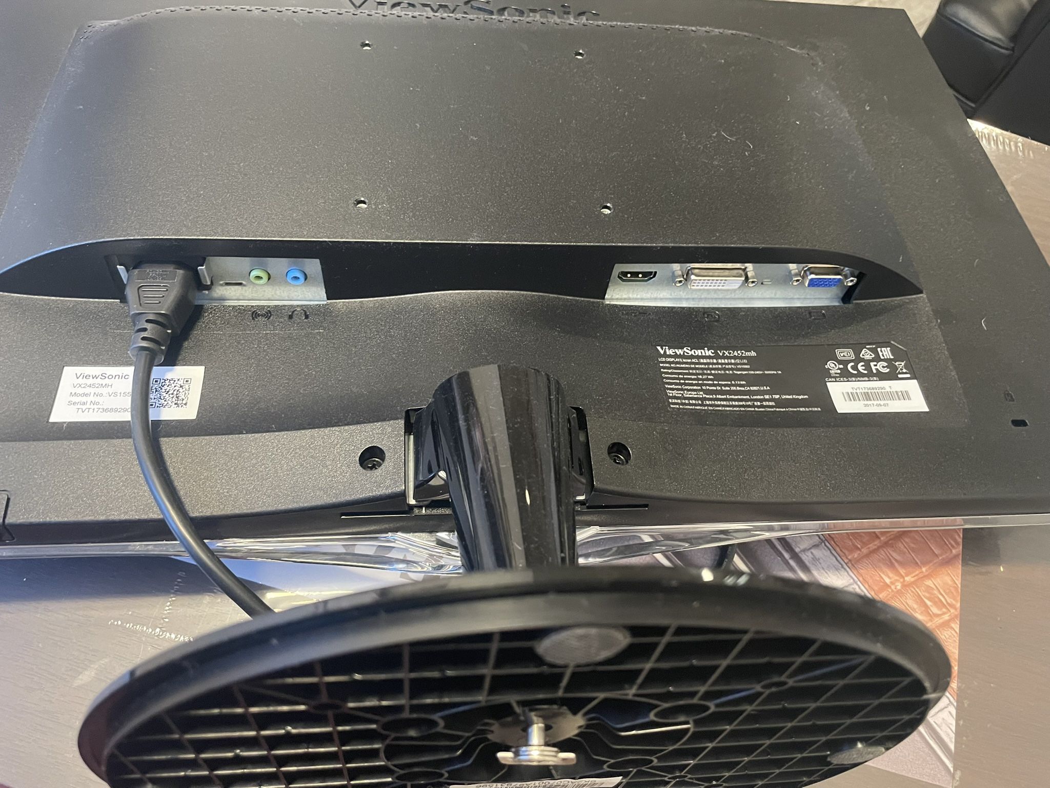 24-Inch 1080p 2ms Monitor with HDMI Available - $35 (east palo alto)