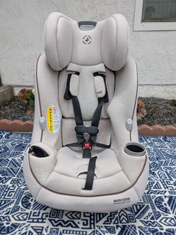 Maxi-Cosi Pria Max All in one