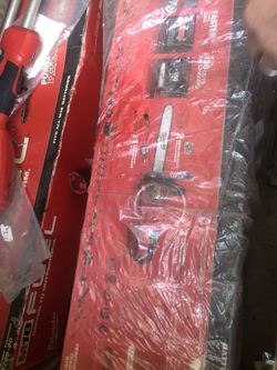 Milwaukee Big Chain Saw 