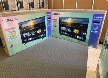 85 Samsung TV smart 4K HGTV 120 Hz $55 down on Financing free delivery six month warranty