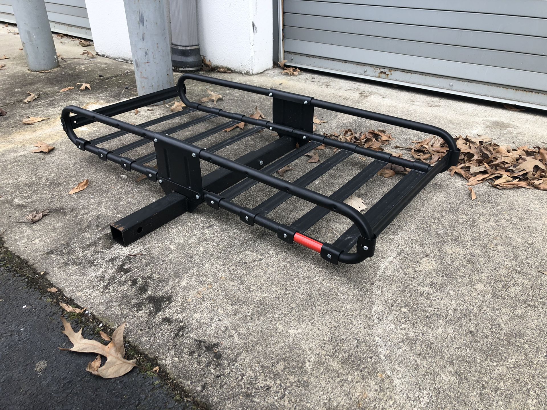 Hitch cargo tray