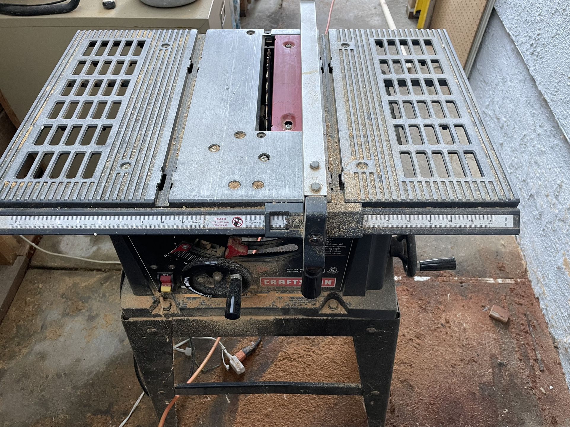 Craftsman Table Saw 