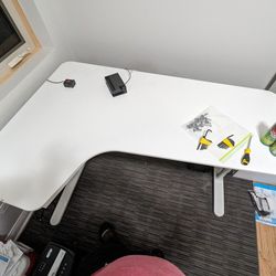 White IKEA Bekant Desk