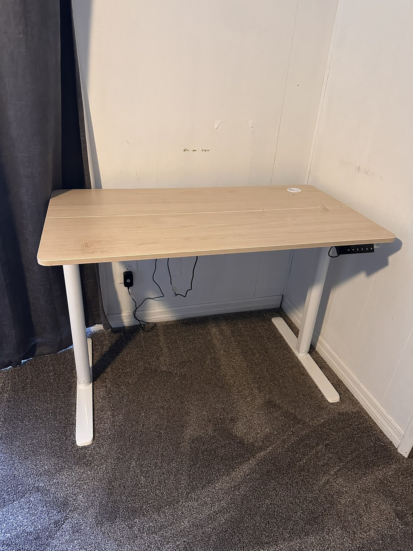 adjustable desk