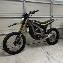 2025 Surron Ultra Bee New (21KW) 