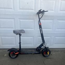 Electric Scooter for Adults, E Travel Scooter with 800W Seat, 28 mph Motor 30 Miles Top Speed, Maximum Range, 10 Inch Tires, Dual Suspension