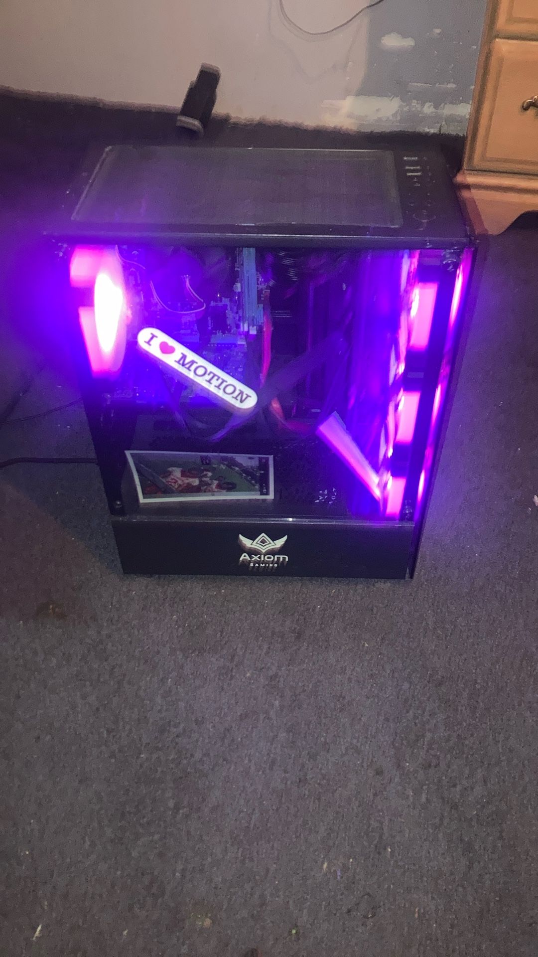 Selling Pc For 700 Dollars